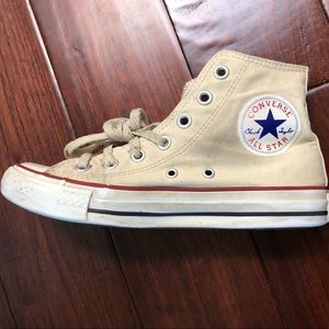 ⚡️CLOSET SALE Off White/Cream High Top Converse